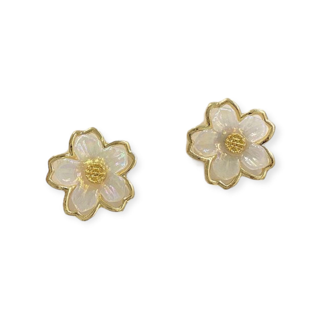 Mother of Pearl Flower Earrings